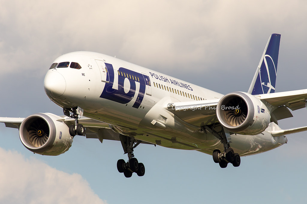 lot-polish-airlines-polskie-linie-lotnicze-boeing-787-flickr