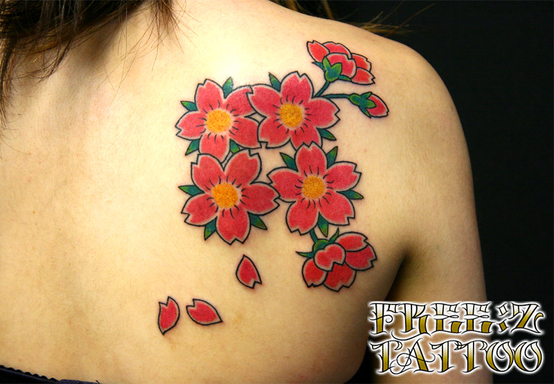 和彫りの色合いを出した桜の刺青 Japanese Cherry Blossom Tattoo 千葉 幕張のタトゥーシ Flickr