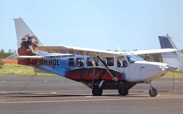 VH-HQE GA-8 Airvan Ayers Rock Scenic Flights