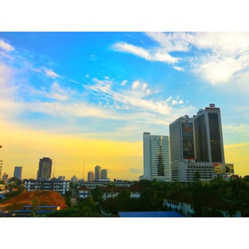 city view bluesky malaysia iskandar johorbahru uploaded:by=flickstagram instagram:photo=52662472633583922050798029 instagram:venue_name=plazapelangi instagram:venue=516136