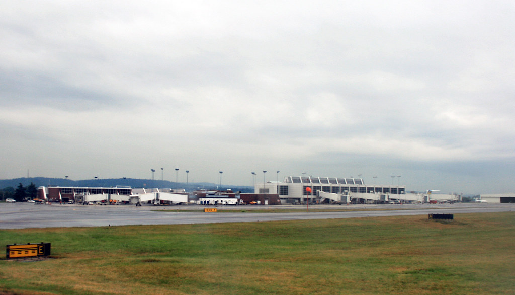 Allentown - Lehigh Valley International Airport (ABE - KABE) - Terminal Overview