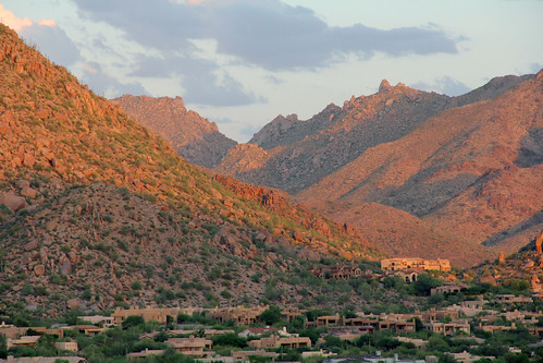 sunset arizona mountains clouds scottsdalearizona cloudsandmountains sunsetphotography pinaclepeak