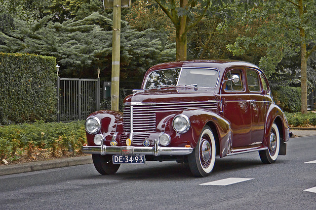 Opel Kapitän 1949 (5337)