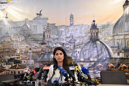 ROMA ARCHEOLOGIA e RESTAURO ARCHITETTURA: Italy Court Puts Rome's 5-Star Mayor Virginia Raggi Under Investigation for Abuse of Office, THE NEW YORK TIMES (24/01/2017).