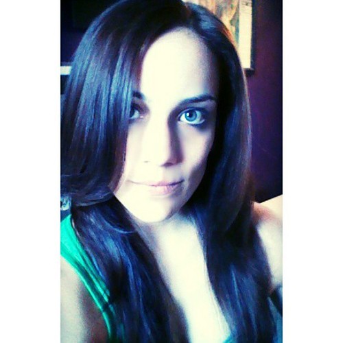 Straight hair today with lots of volume. #wengirl #wen #nomakeup #selfies | by erinmariehogan
