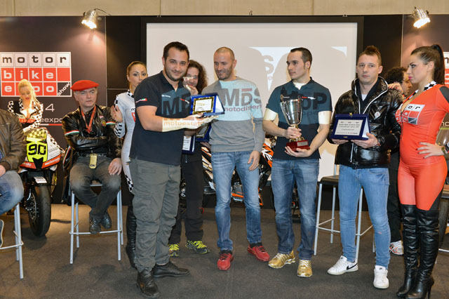 Alessandro Abati premiato come miglior team classe 600 Motodiserie www.trofeimoto.it