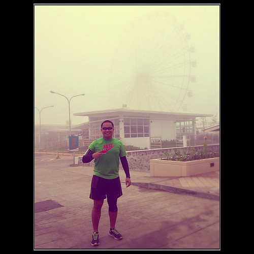 One of runners' highs...#BeautifulMornings  #Foggy #Fog #SkyRanch #Tagaytay #run #runners #running #instarunners #instarunnersph #fitness #HappyRunner #PhotoOfTheDay #2013 #instarun #PUSH #KeepGoing #FeelGood #Motivated #RunitFast | by kai_fdr