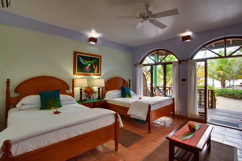 Hamanasi Resort - Beachfront rooms