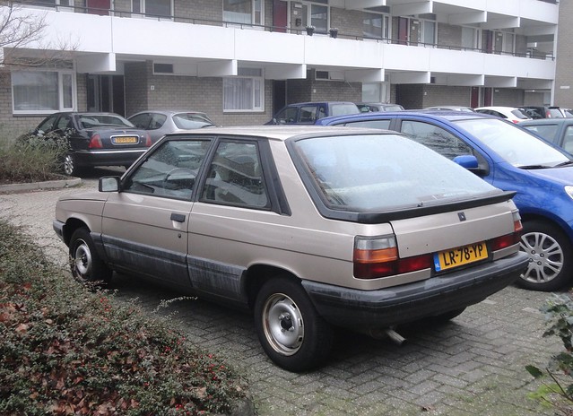 Renault 11 Automatic 26-1-1985 LR-78-YP