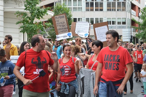 Zezenketen aurkako manifestazioa