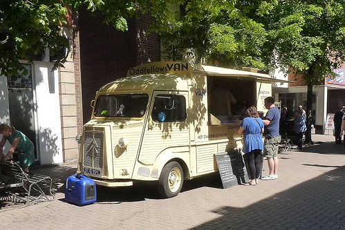 Citroen H Type - Oddfellows Van - Fast Food Van - 1911cc - FUE972M | by davidshrimpton60