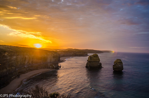 australia nikon d7000 victoria sunrise sun set clouds golden water sea ocean waves rocks nature