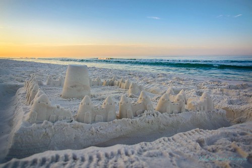 beach sunrise florida sandcastle destin nikond5200 originalfilter uploaded:by=flickrmobile hiltonsandestinbeachgolfresortspa flickriosapp:filter=original