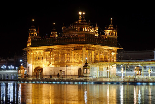 india water night temple golden lowlight sony cybershot sikh sahib gurdwara amritsar goldentemple 2014 harmandir templeofgod rx100m2