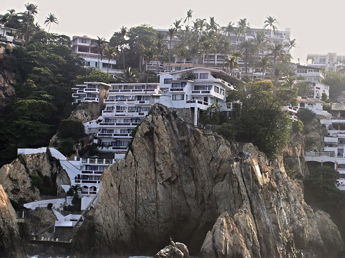 acapulco mexico cliffdiver laquebrada cliff rockformation