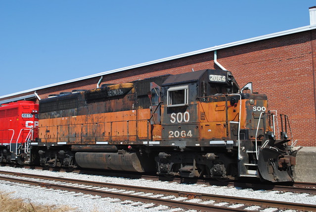 SOO GP40  2064 is now a Respondek power pool member. Respondek staff reports this locomotive needs some work , but is in good shape.