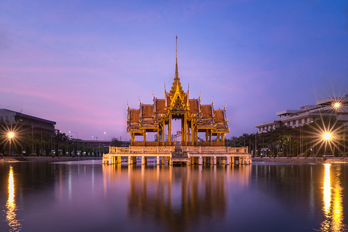 amazingthailand architecture asia asiatrip bangkok cityscape culture discoverasia discoverthainess igbangkok igthailand ilovethailand landscape longexposure lostinthailand street sunset temple th thailand thailandtrips tourism travel trip turismo unlimitedthailand viaggiare viaggio water watertrail