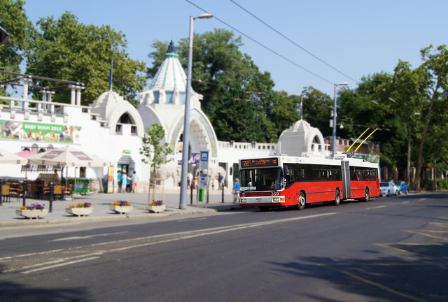 Zoo by trolleybus