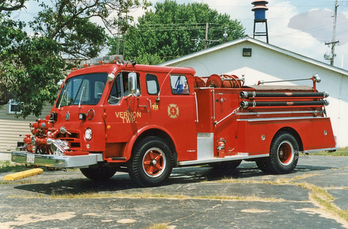 ohio international scioto portsmouth sutphen front mount porter ih fire firemen engine pumper vintage oh harvester chassis