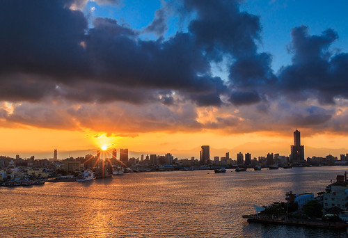 sunrise kaohsiung 旗津 6d 日出 85大樓 高雄市 渡船 ef1635mm 旗後燈塔