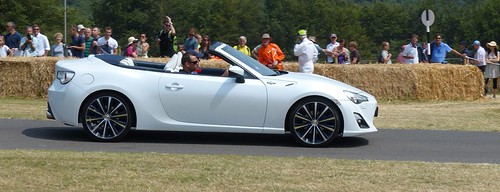 Toyota GT86 Roadster white 2013 r | by stkone