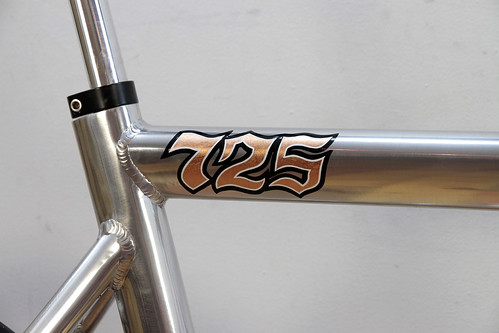 LEADER725 Custom paint by SWAMP THINGS Parts custom by ABOVE BIKE STORE | by starfuckers / Above Bike Store