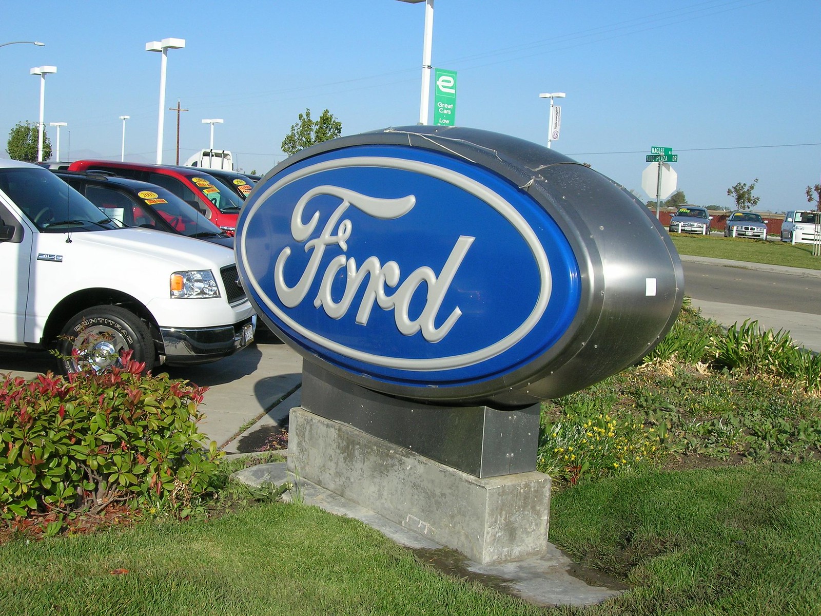 Ford dealerships | Flickr