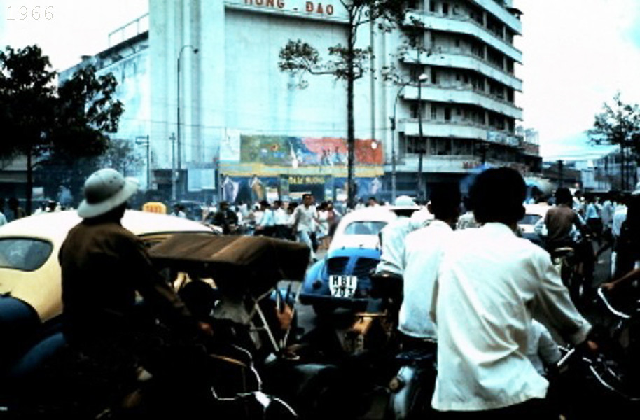 Saigon 1966 - Rạp Hưng Đạo, thời vàng son của nghệ thuật cải lương