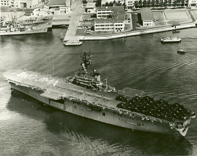 USS IWO JIMA PEARL HARBOR 1962