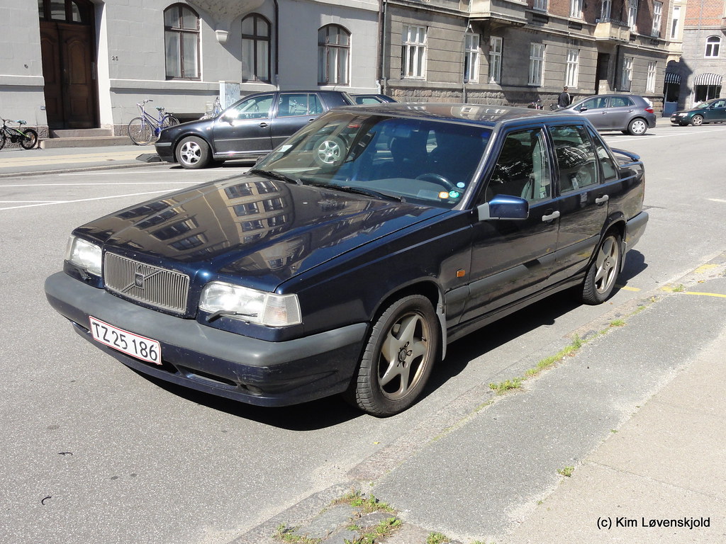 1993' Volvo 850 (MY94)