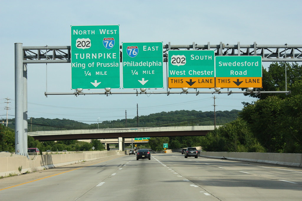 US Route 422. Photo by Montgomery County Planning Commission; (CC BY-SA 2.0)