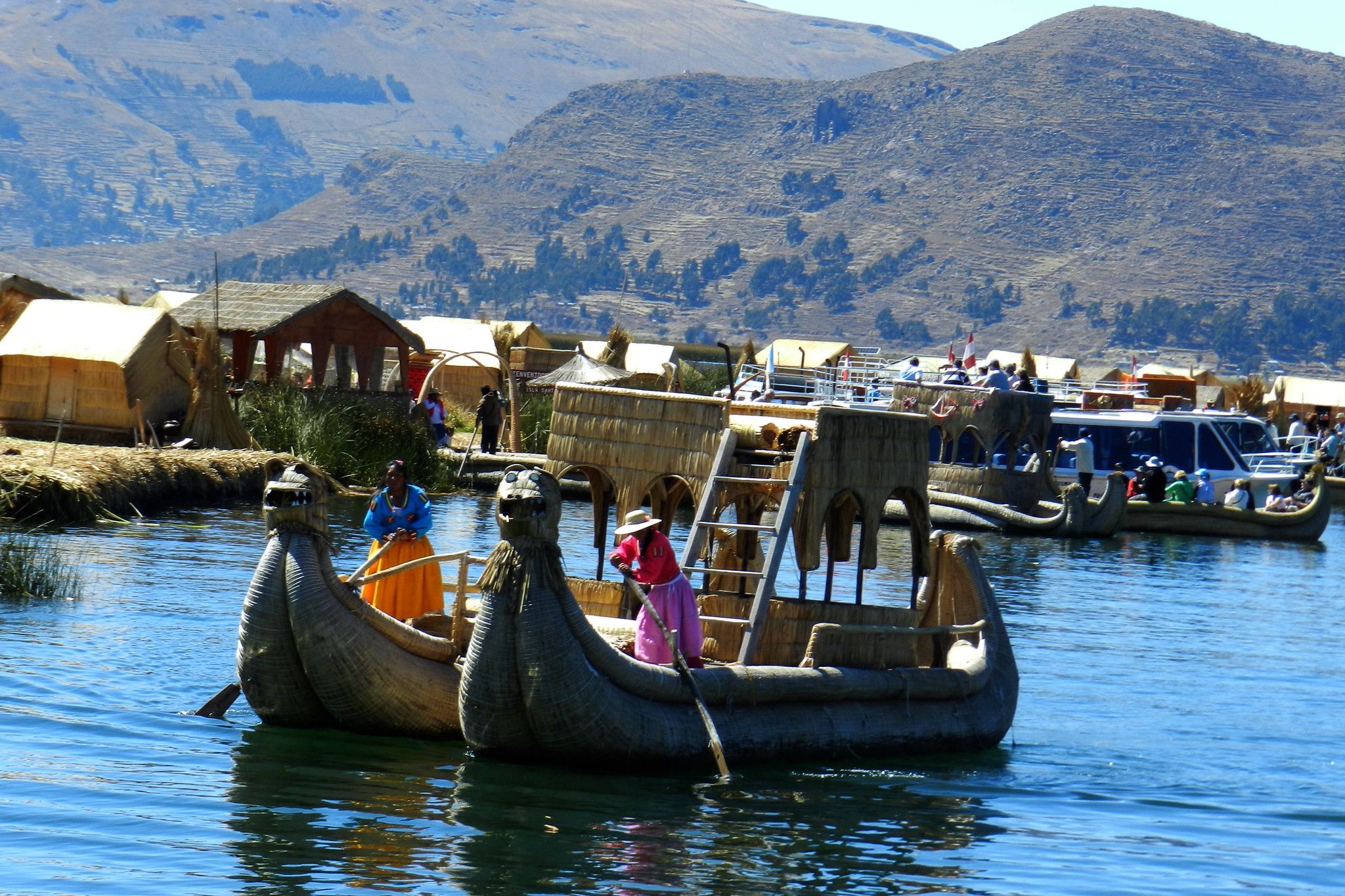 Lago Titicaca Islas flotantes de los Uros Peru 10