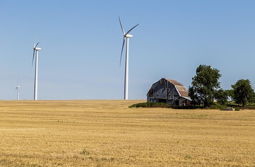 abandoned oklahoma barn landscape route66 windmills alternativeenergy windturbines