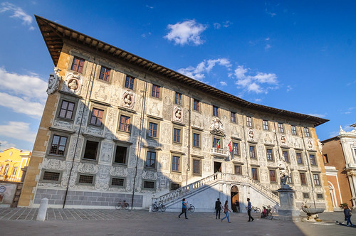 Pisa - Piazza dei Cavalieri - Palazzo della Carovana