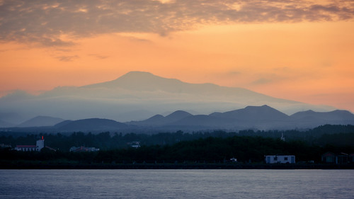 sunset sea cloud mist mountain landscape volcano nikon asia korea southkorea rok jejudo 한국 hallasan seongsan 일몰 제주도 산 한라산
