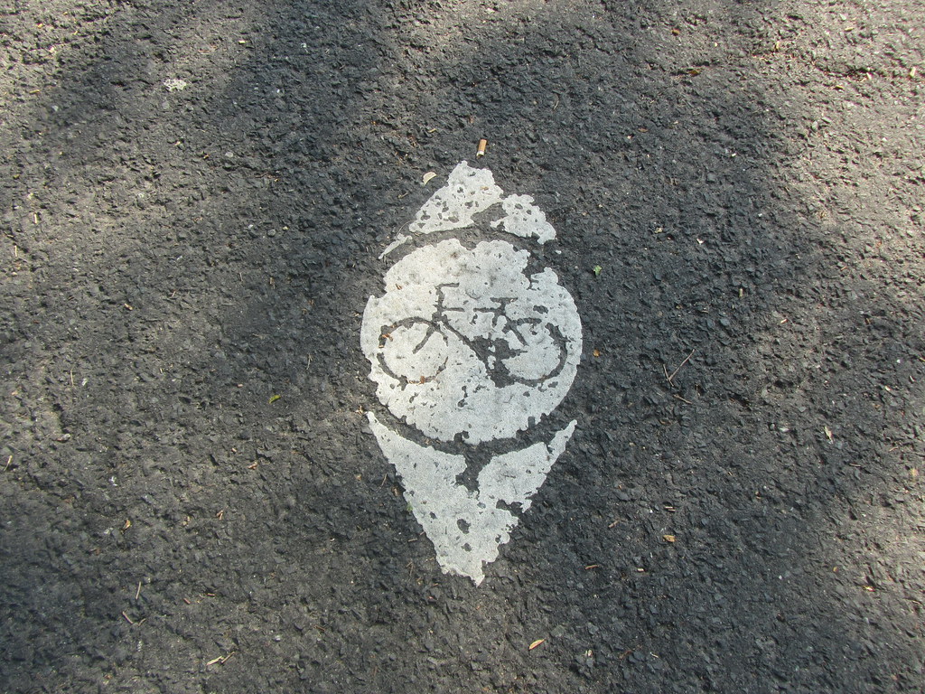 bike sign in central park