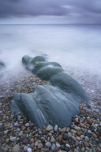 longexposure sky seascape water clouds landscape scotland rocks exposure unitedkingdom pebbles pirnmill distagon2420za carlzeiss24mmf2 sonya99 sony99