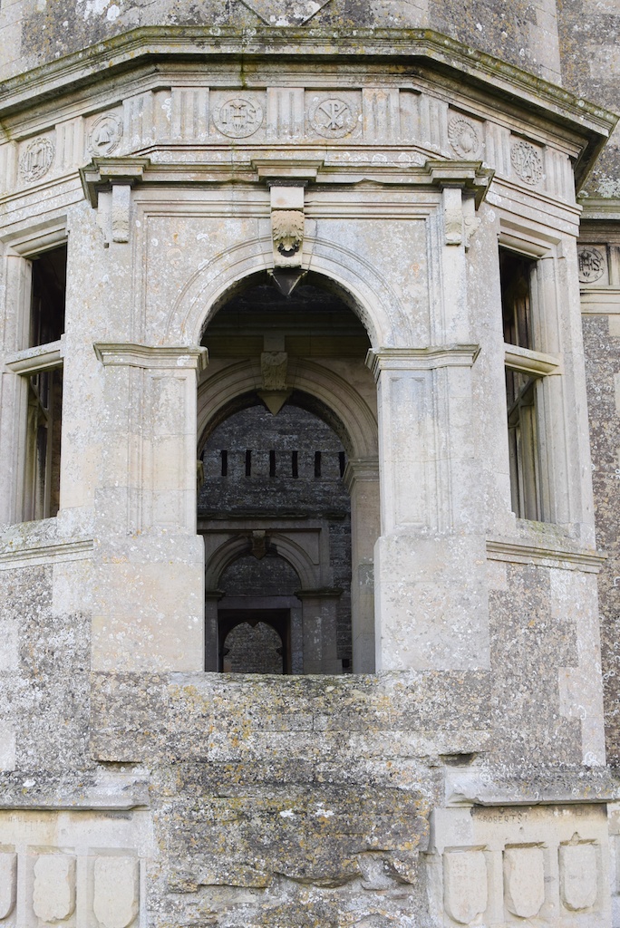 Lyveden New Bield | Detail of the main entrance. | Dave Hill | Flickr