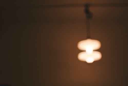 このランプの名前 Low Yo-Yoだって 1段2段3段といろいろあるみたい。 このランプが似合うリビン… | Flickr