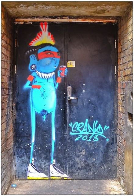 Graffiti (Cranio), East London, England.