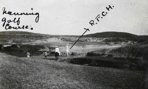 南宁海关英国职员在南宁高尔夫球场 1920 Nanning Golf Club