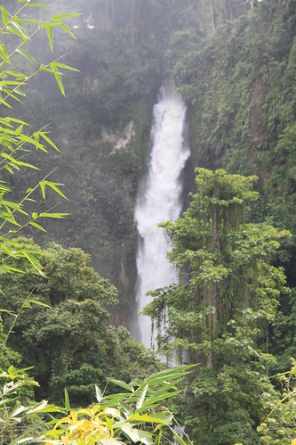 philippines waterfall mindanao lakesebu
