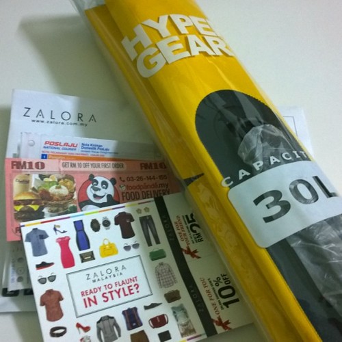 Finally received exchanged    #HyperGear #HyperGearBag #WaterproofBag #Bag from #ZaloraMalaysia after so many interesting incidents in between... XD | by houfong