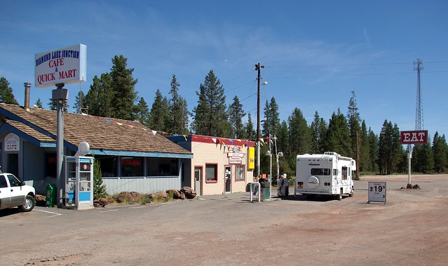 Cafe & Petrol - Oregon