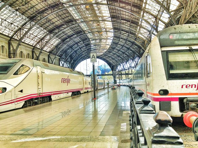 Tgv Paris Barcelona - Primer TGV Dasye en Servicio Comercial Barcelona