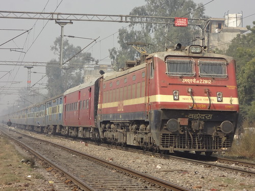 Kalinga Utkal Express | Offlink BRC WAP4E 22812 Speeds Past … | Flickr