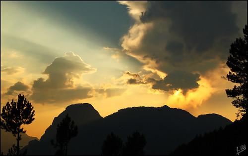 sunset sky clouds pindos σύννεφα pades ήλιου δυση ήλιοσ ακτίνεσ πίνδοσ πάδεσ λξ