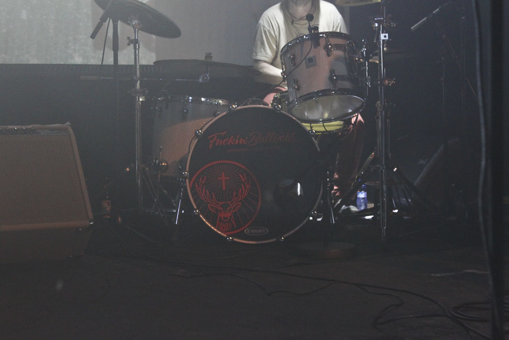 FUCKIN´ BOLLOCKS + JYSUS – Music Hall Barcelona
