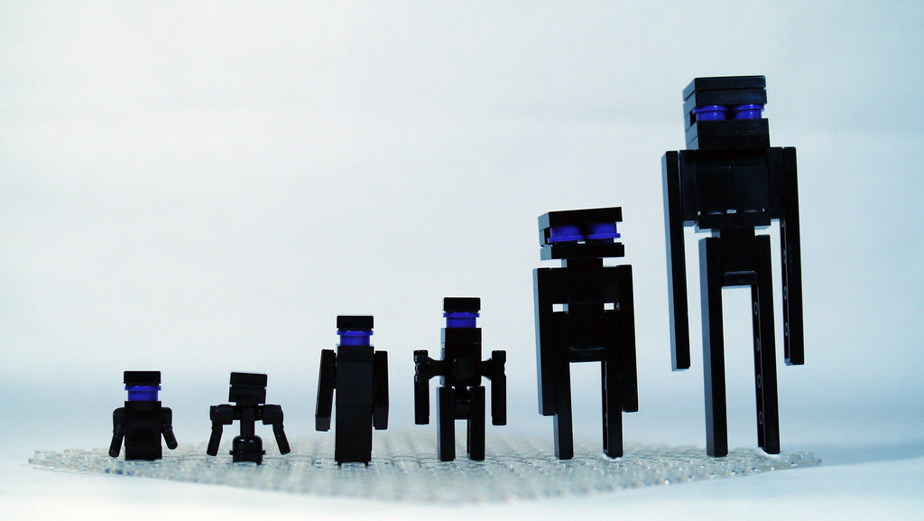 How to Build a LEGO Minecraft Enderman in 4 sizes