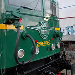 Renfe / FFE - 289.015 con tren de la navidad y 333.407 en Pinto
